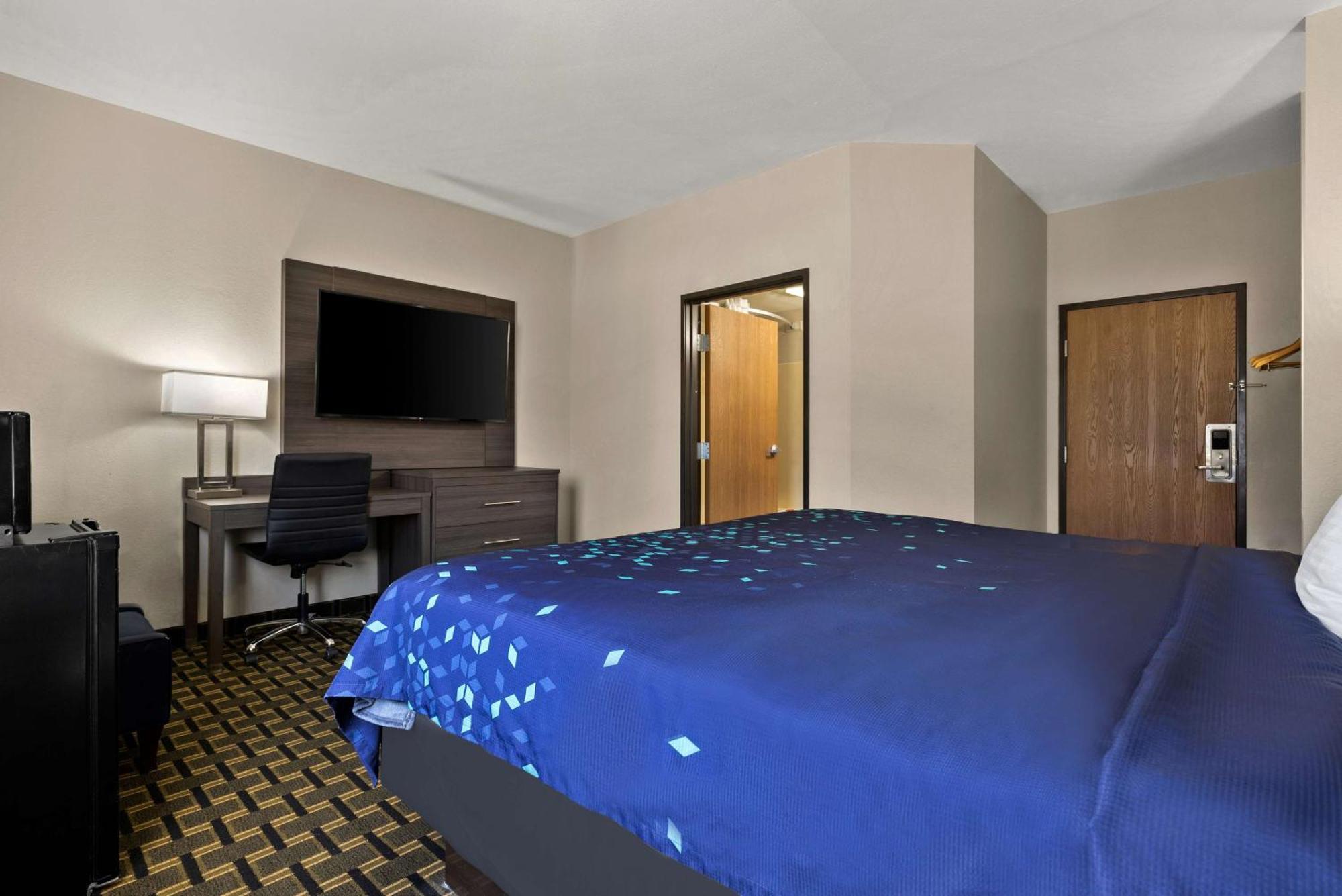 Surestay Plus Hotel By Best Western Tulsa East Dış mekan fotoğraf